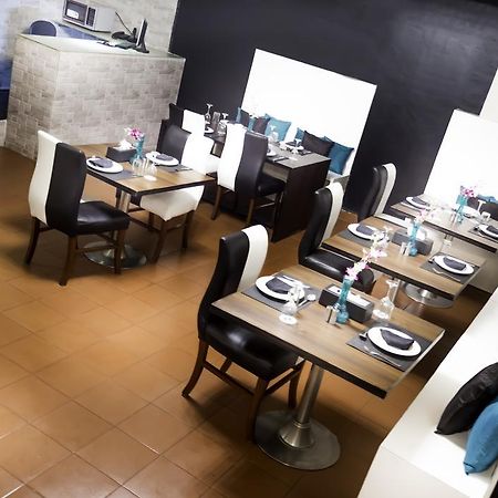 Hm Suites & Studios Bangalore Buitenkant foto