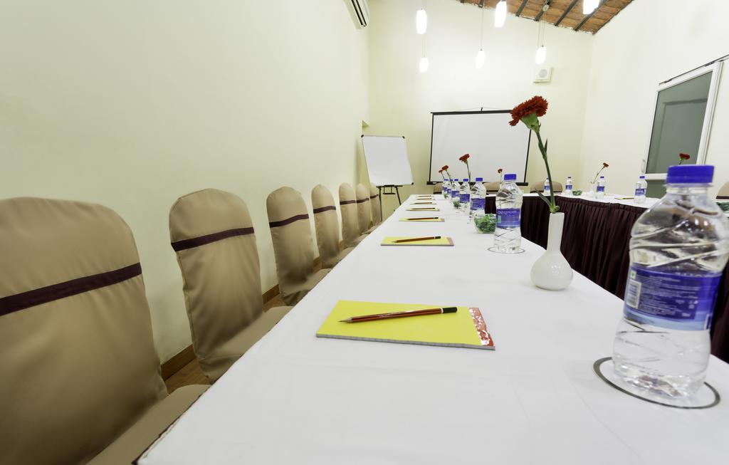 Hm Suites & Studios Bangalore Buitenkant foto