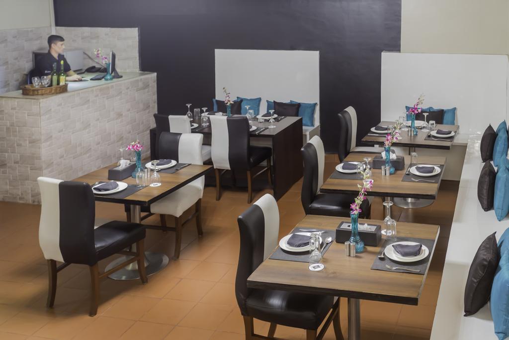 Hm Suites & Studios Bangalore Buitenkant foto