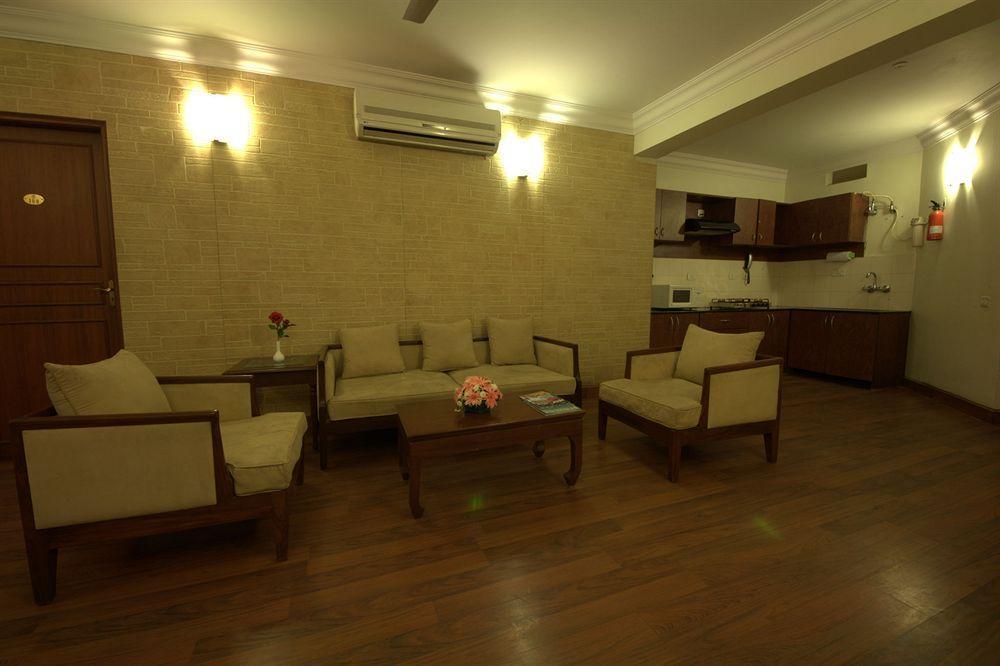 Hm Suites & Studios Bangalore Buitenkant foto